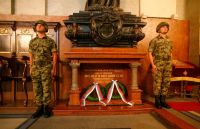 ÐšÐ»Ð¸ÐºÐ½Ð¸ Ð´Ð° Ð±Ð¸ ÑƒÐ²ÐµÐ»Ð¸Ñ‡Ð°Ð¾ ÑÐ»Ð¸ÐºÑƒ!